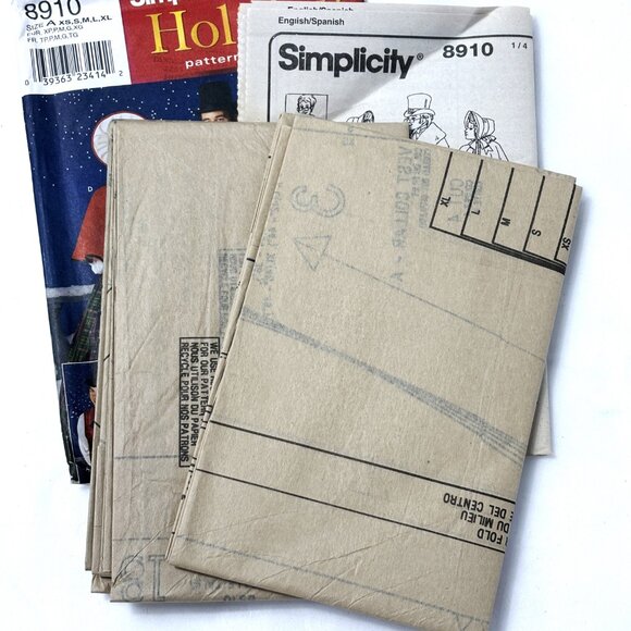 Simplicity Pattern #8910 - Christmas Carol 19th Century Costumes NWT - Picture 7 of 9